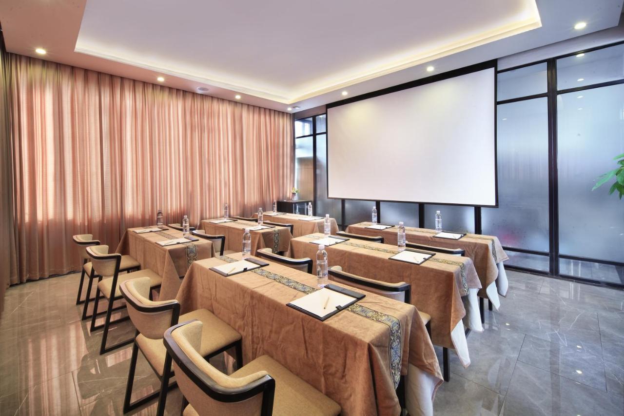 Wing Hotel Guilin - Central Square Buitenkant foto