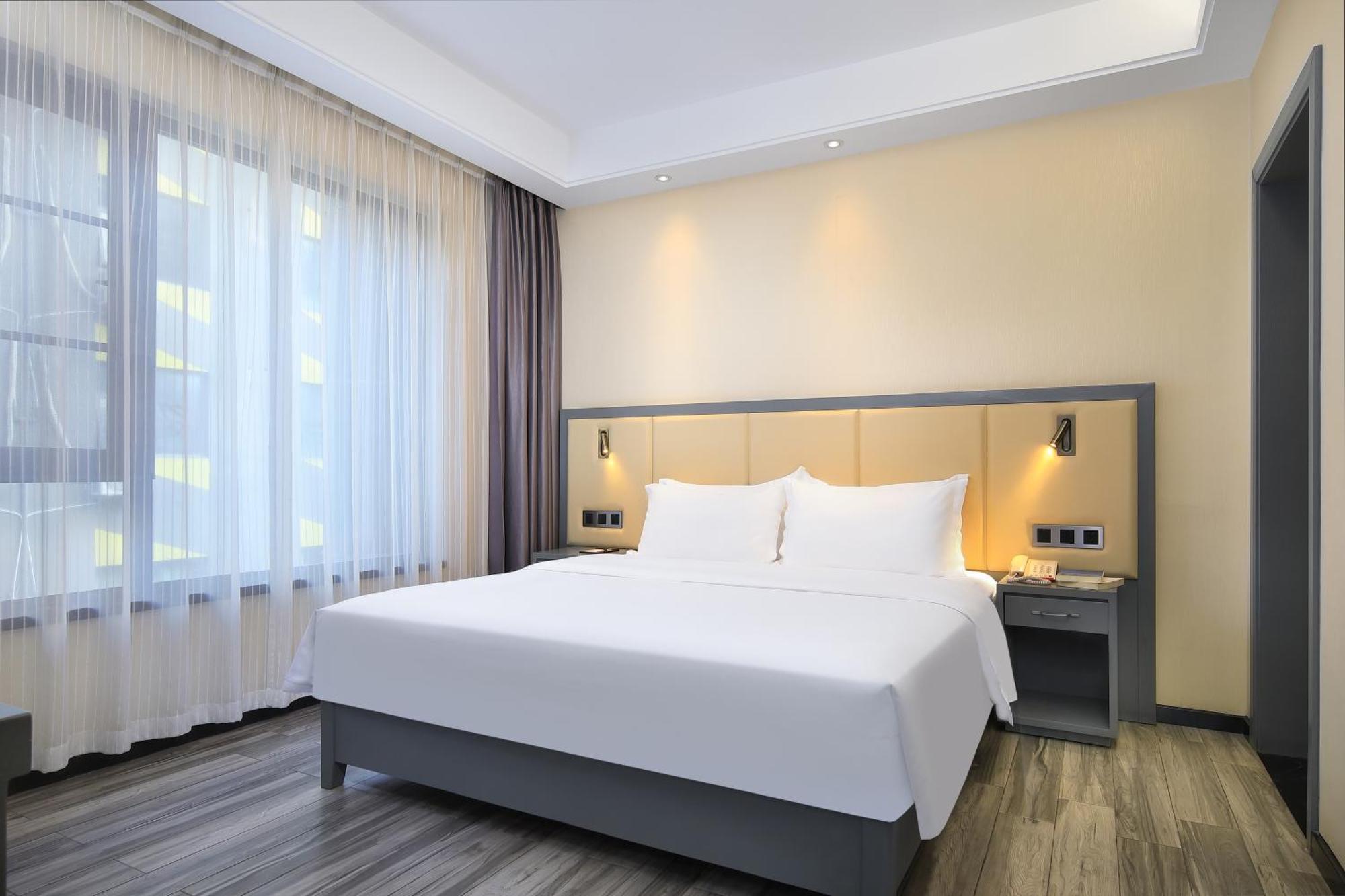 Wing Hotel Guilin - Central Square Kamer foto